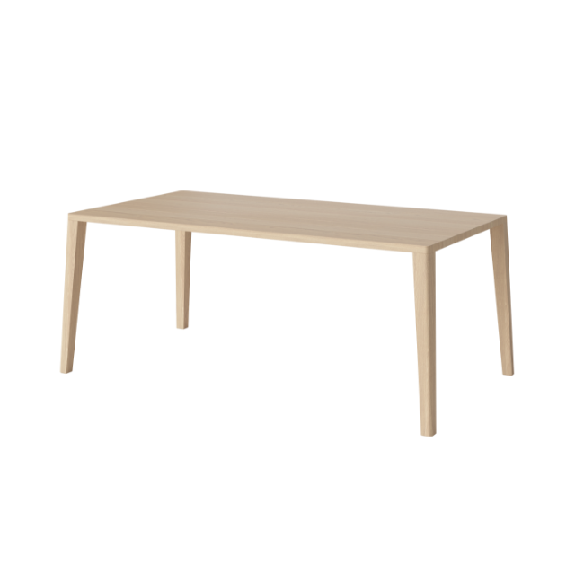 Graceful wood Dining Table by Bolia