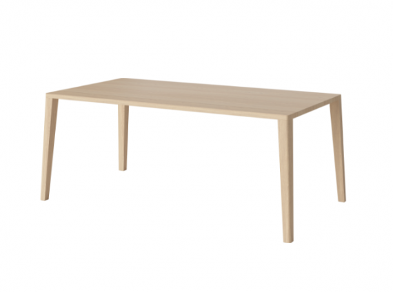 Graceful wood Dining Table by Bolia